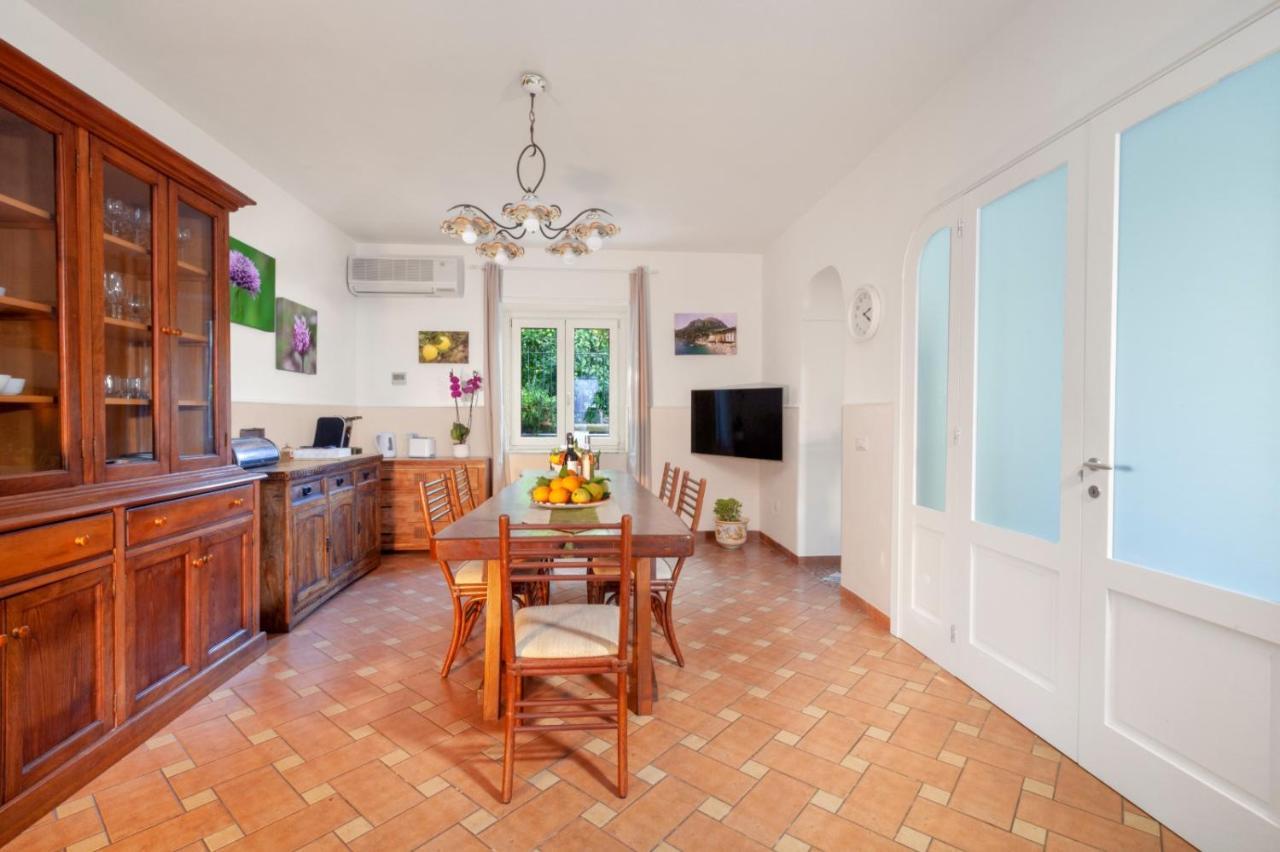 Casa Sorrento, Immerso Nel Verde A Pochi Passi Dal Centro מראה חיצוני תמונה
