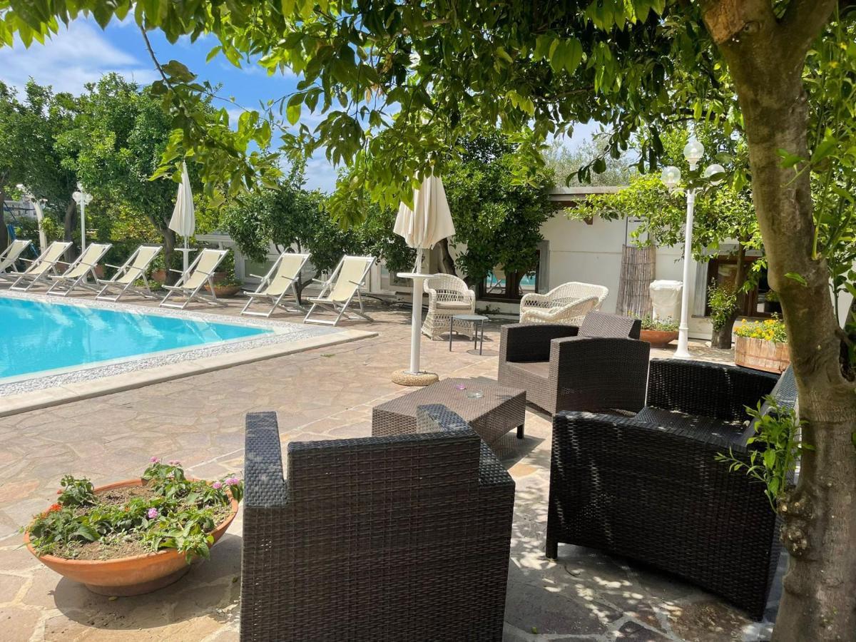 Casa Sorrento, Immerso Nel Verde A Pochi Passi Dal Centro מראה חיצוני תמונה