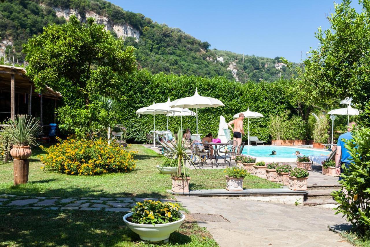 Casa Sorrento, Immerso Nel Verde A Pochi Passi Dal Centro מראה חיצוני תמונה